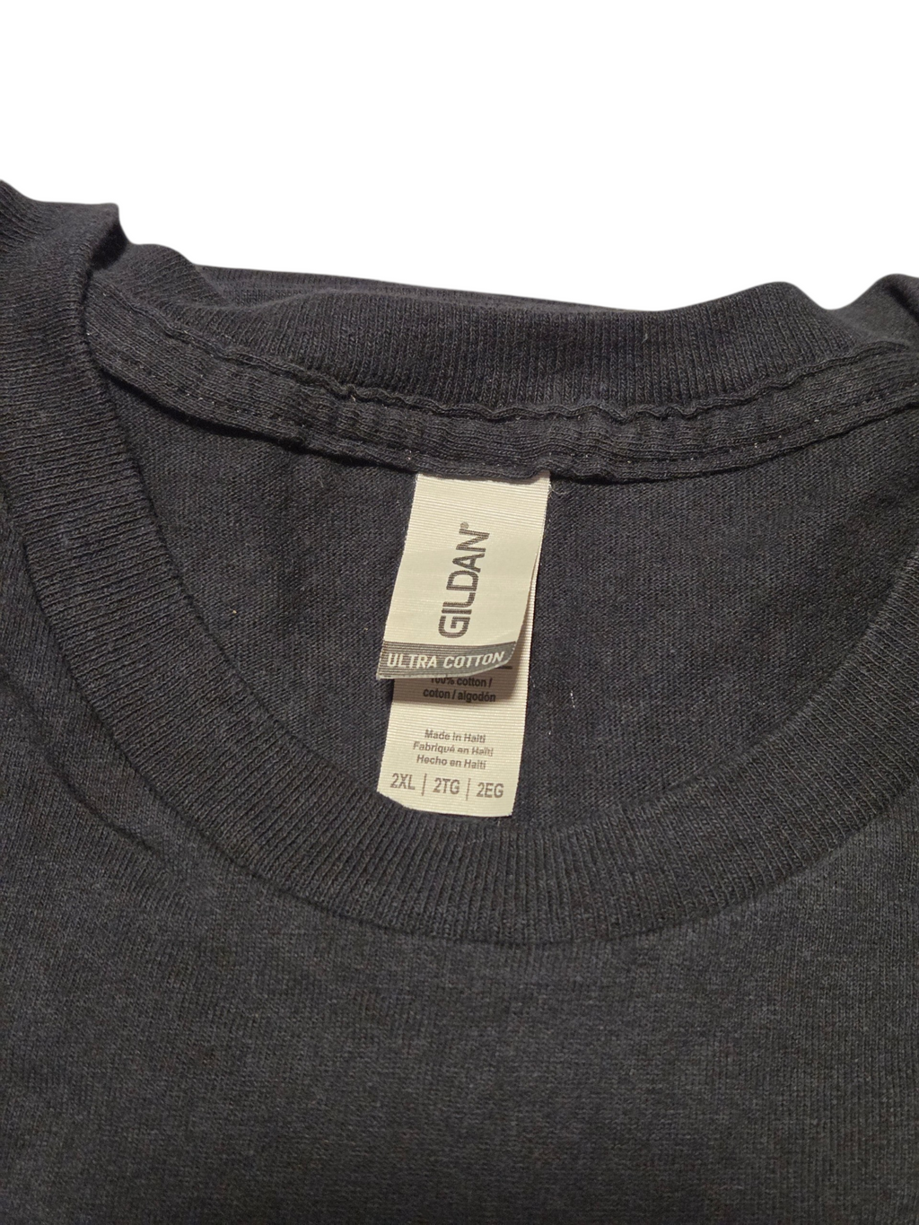 Gildan Ultra Cotton 2XL label, 100 percent cotton, made in Haiti