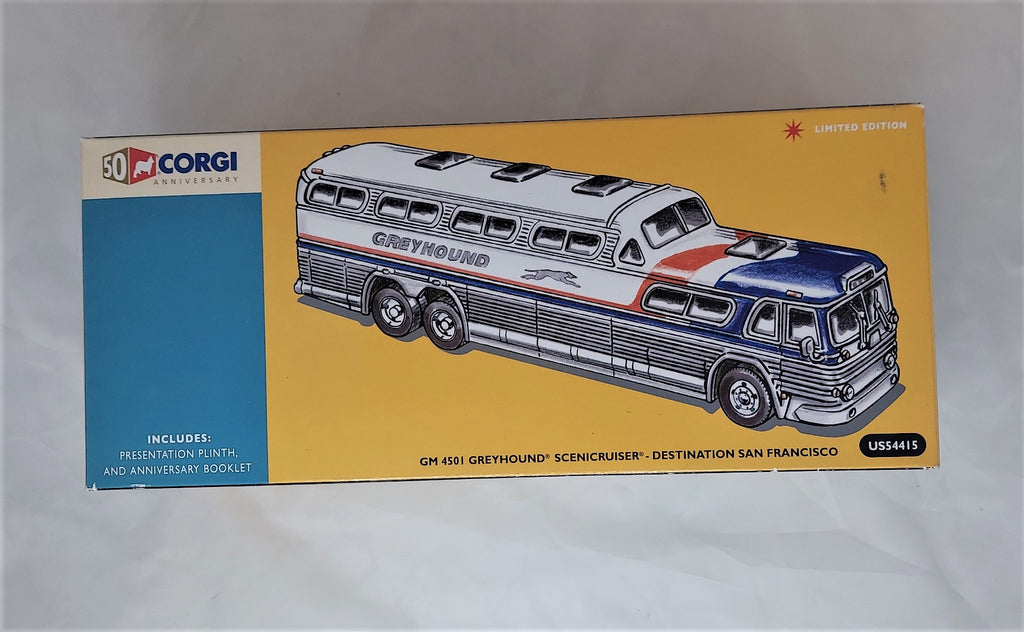 2006 Corgi 50th Anniversary Collection GM-4501 Greyhound Scenicruiser US54415