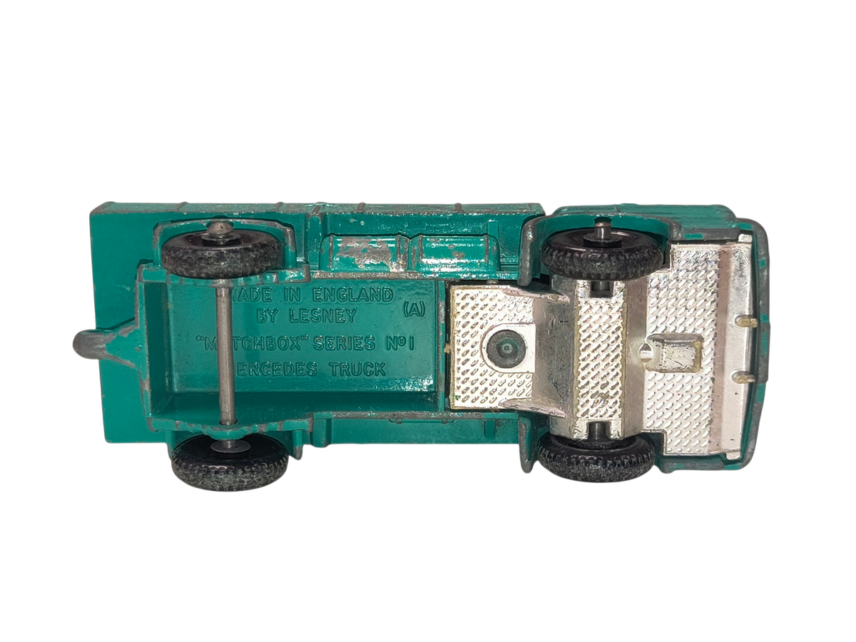 1967 Lesney Matchbox Series #1 Mercedes Benz Truck image 3