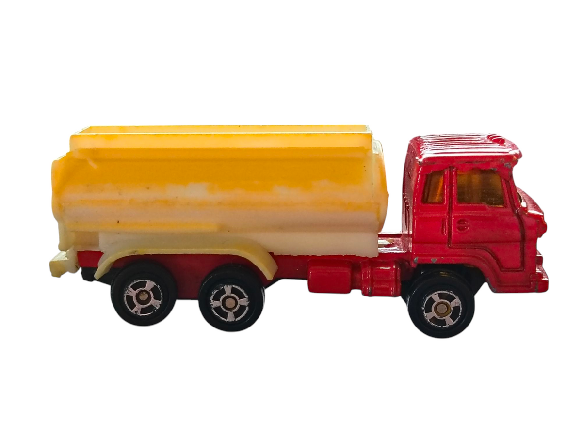 Vintage Cab Over Tanker Semi Truck Made In China Red Die-cast