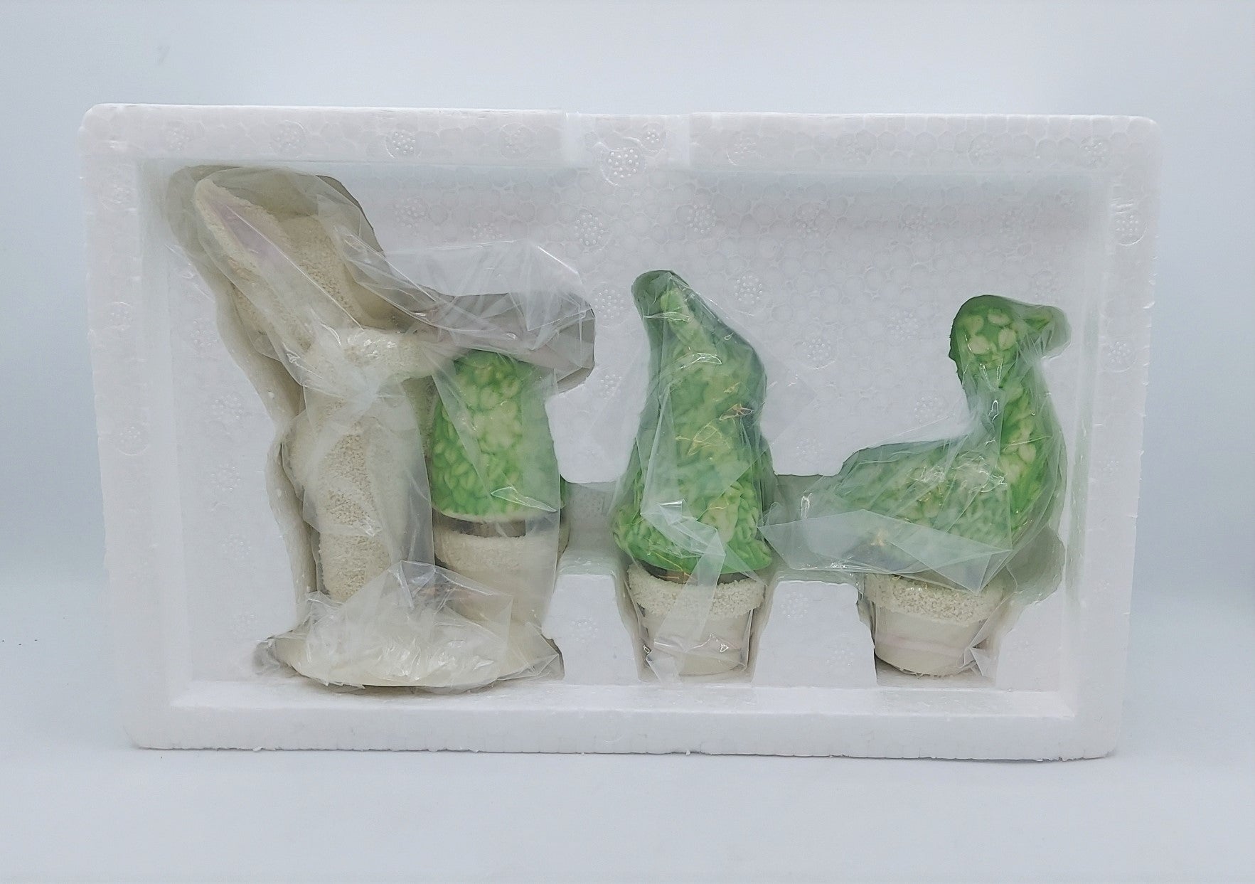 1996 Snowbunnies Just A Little Off The Top Topiary Scissor Figurine 26278 image 2