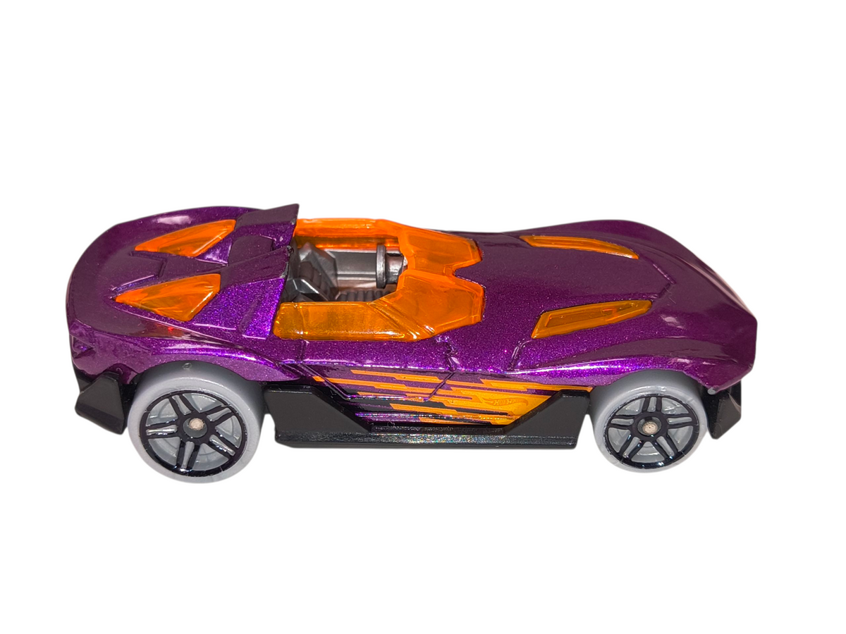 2015 Hot Wheels Nitrobot Attack Yur So Fast Multi Pack Exclusive Purple/Orange