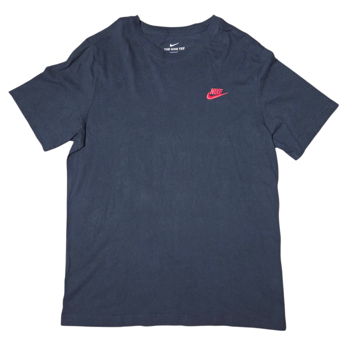 Nike Men Sportswear Club Tee Black / University Red Embroidered T-Shirt Medium