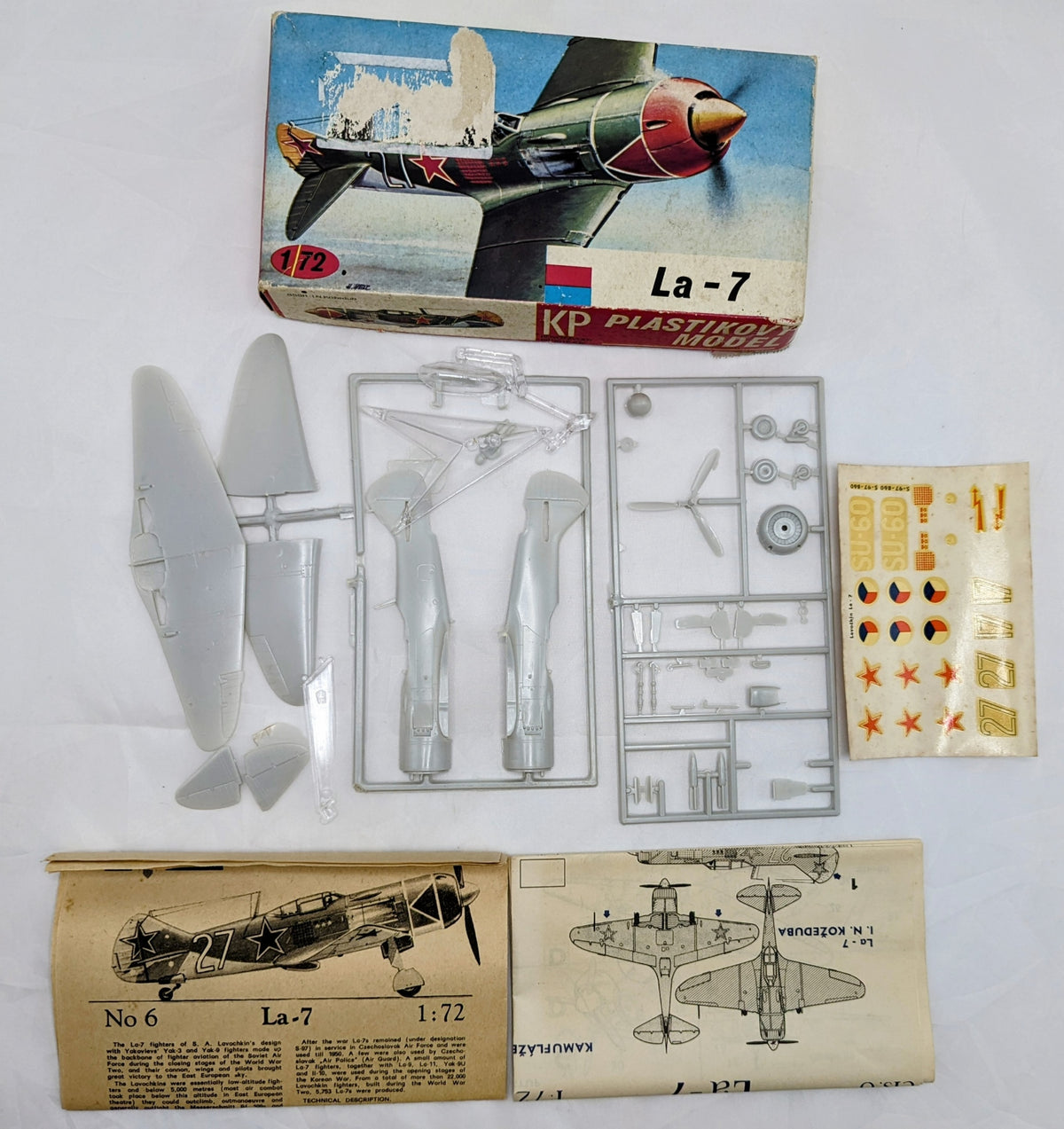 Vintage KP Lavockin La-7 Military Airplane Plastikovy Model Kit 1-72 Scale