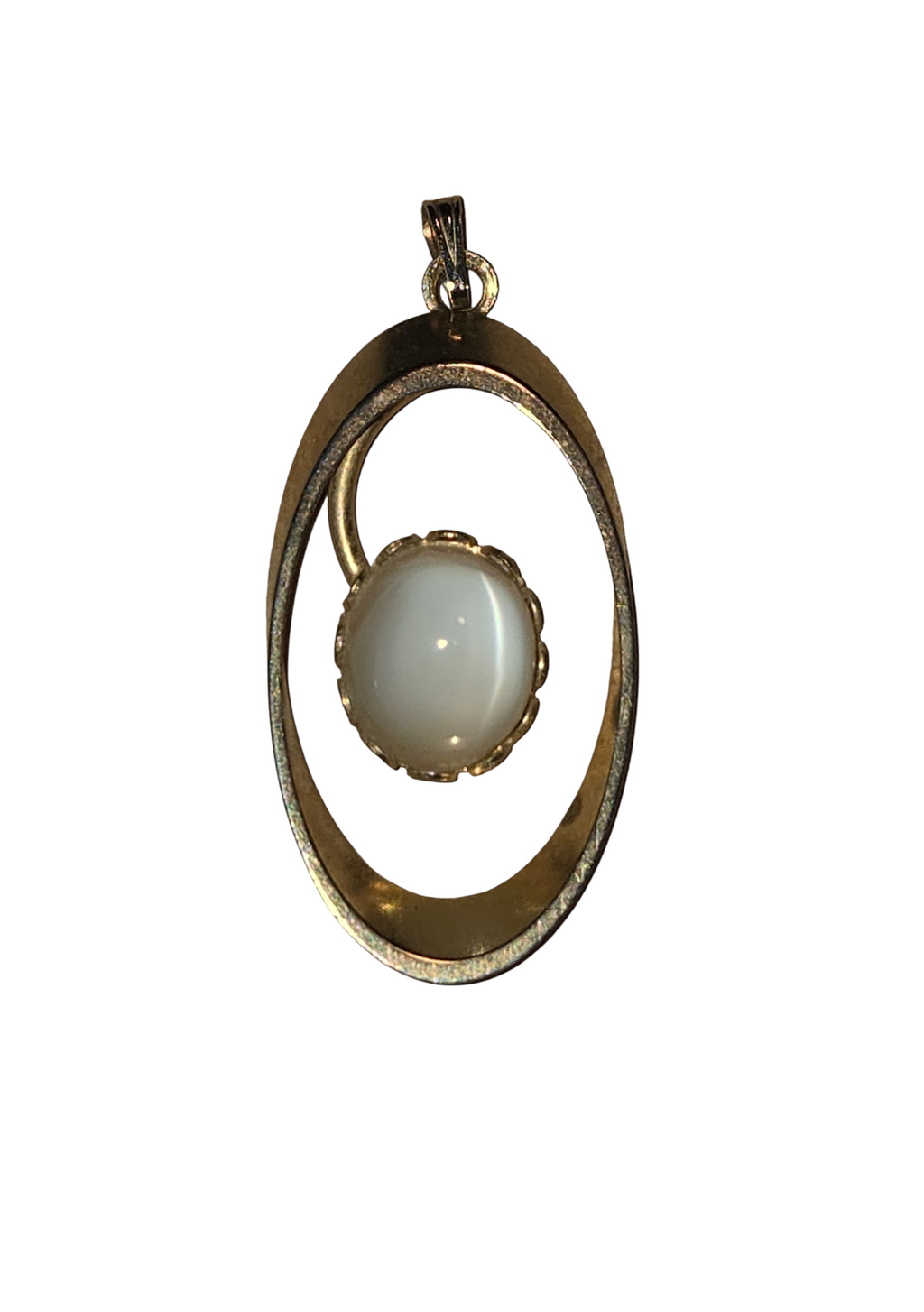 Vintage Gold Tone Oval Pendant With Moonstone In The Middle Necklace Pendant