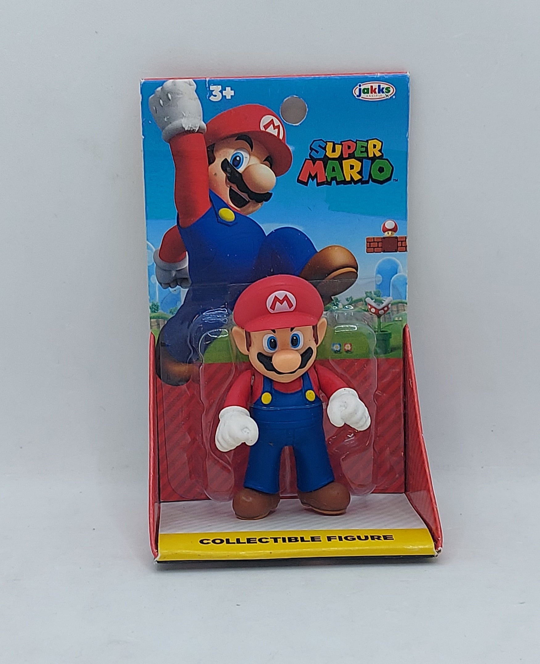 2021 Jakks Pacific Nintendo Super Mario 2.5” Mario Figure Fist Clinched