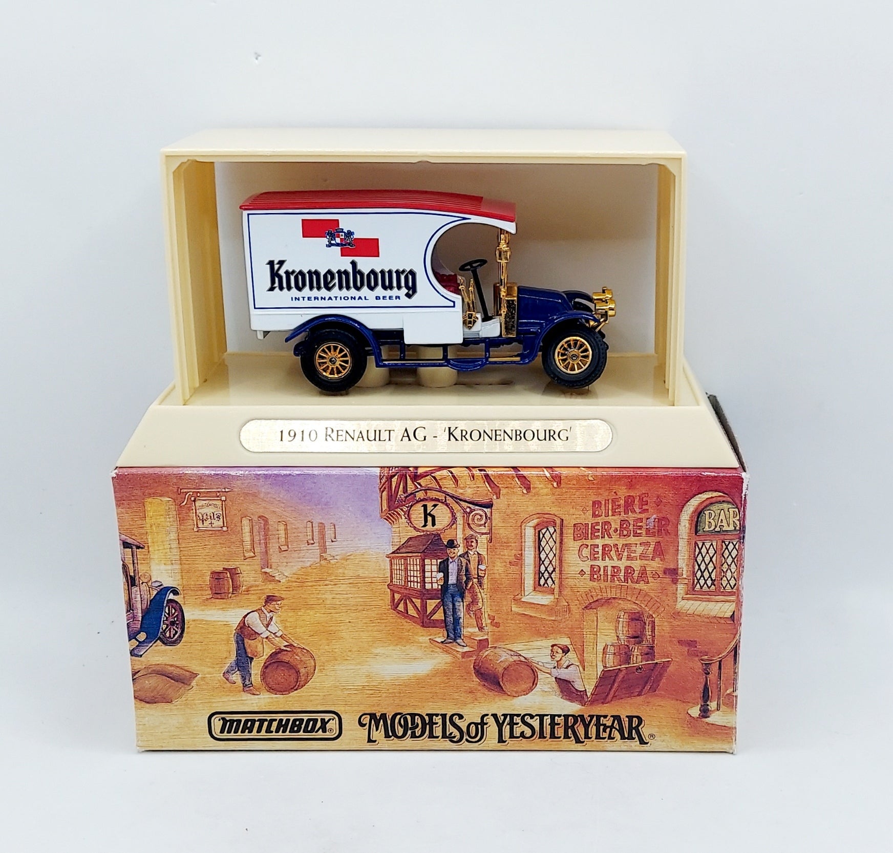 1993 Matchbox Models of Yesteryear YGB07 1910 Renault AG - Kronenbourg image 2