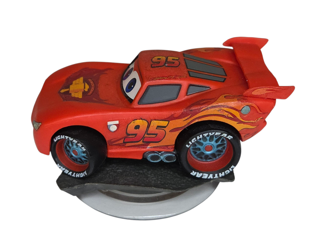 Disney Infinity Cars Lightning McQueen and Holley Shiftwell Playset Pack image 11