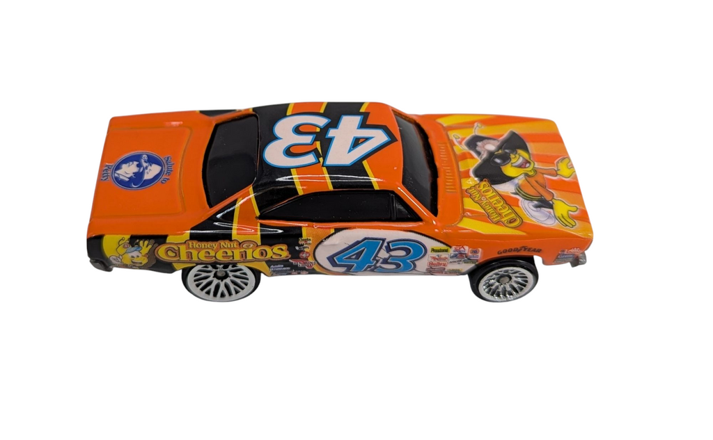 2004 Hot Wheels Honey Hot Cheerios '70 Plymouth Roadrunner - Loose image 3
