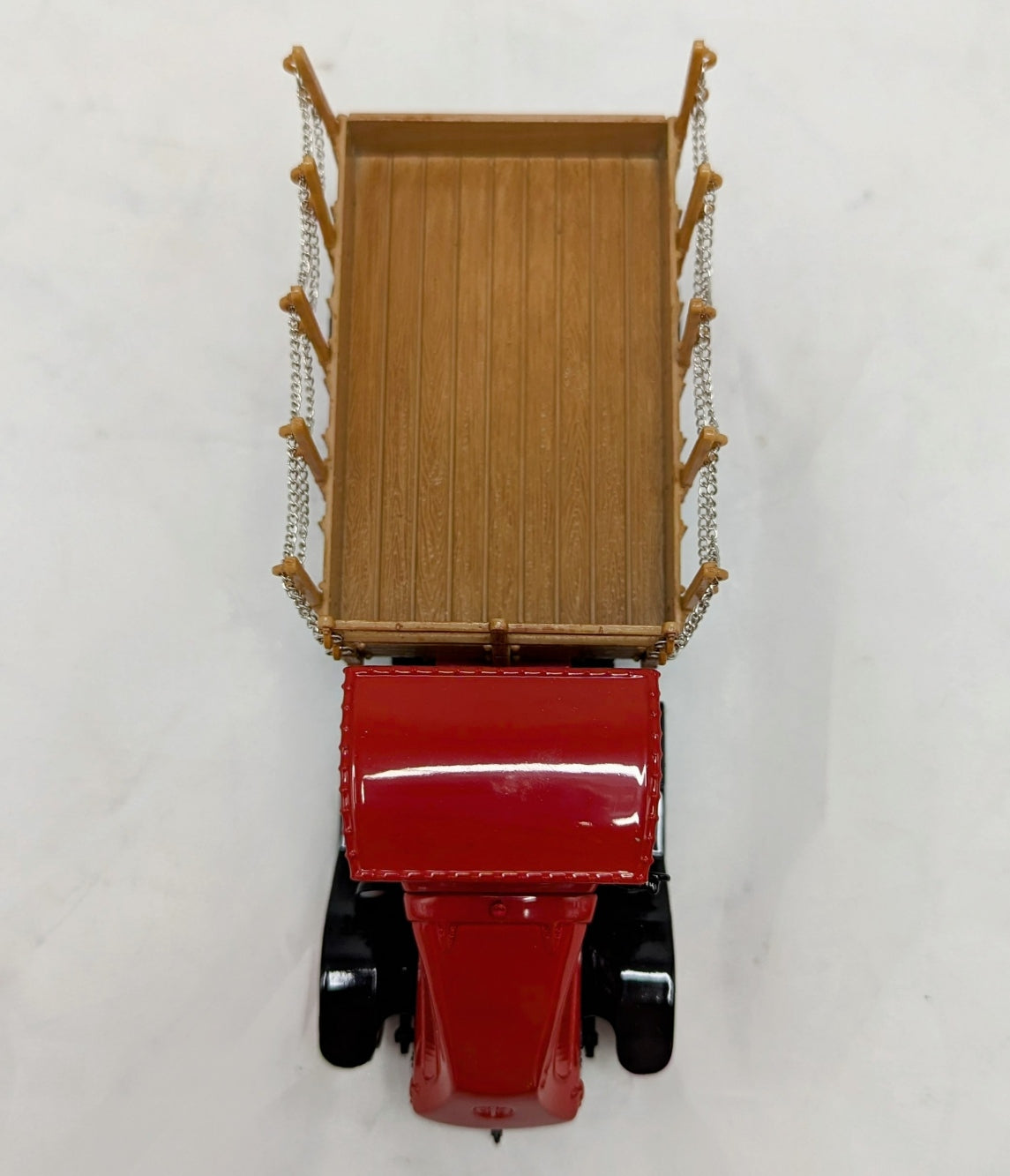2001 ERTL Collectibles 1918 Mack AC Bulldog Flatbed Truck Diecast Bank 1/32 image 4