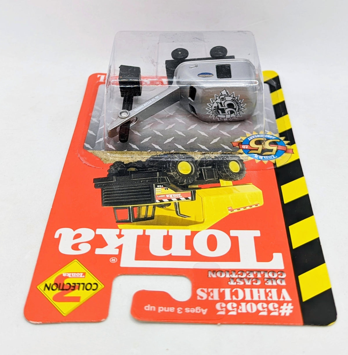 2002 Maisto Tonka 55th Anniversary Special Edition 1949 Tonka Shovel #55 1:64 image 3