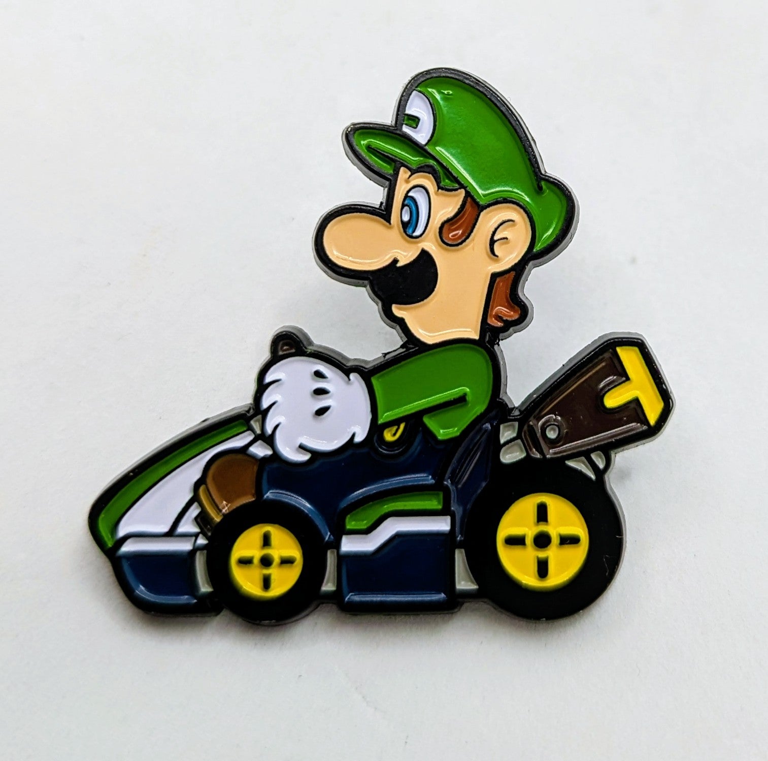 Nintendo PowerA Mario Kart Collector Pins Series 2 Luigi
