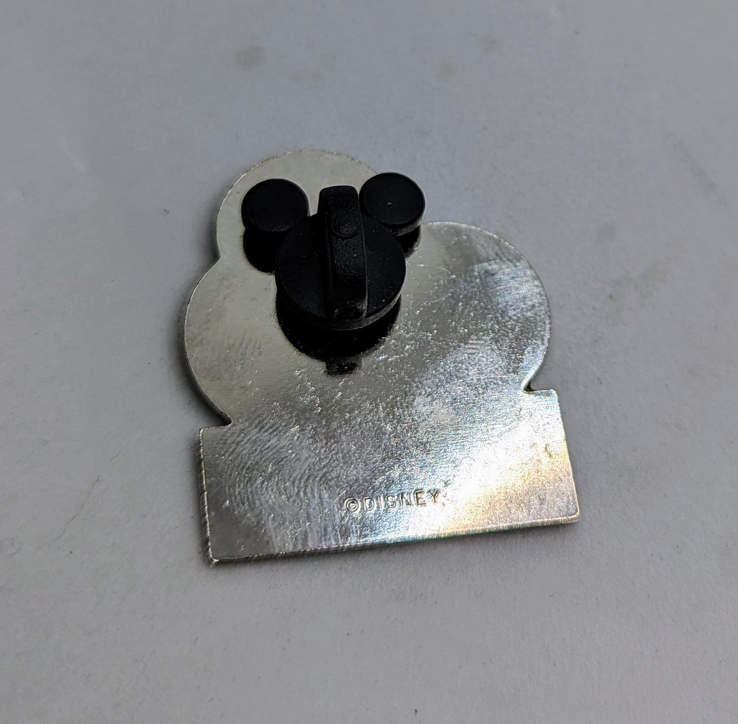 1991 Walt Disney World Happy 20th Birthday Castle Mickey Mouse Icon Pin image 2