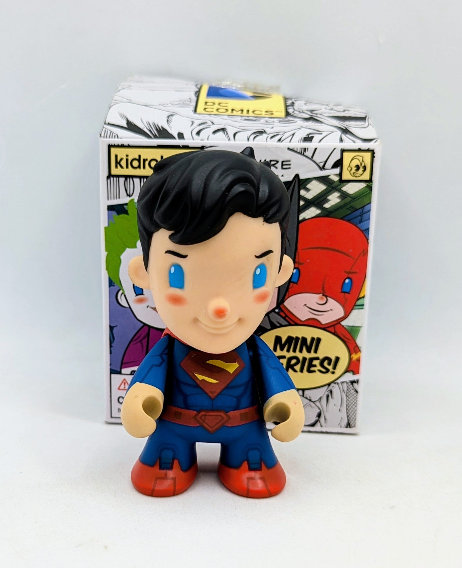 Kidrobot DC Universe Mini Series Superman Blind Box Figure 2/20