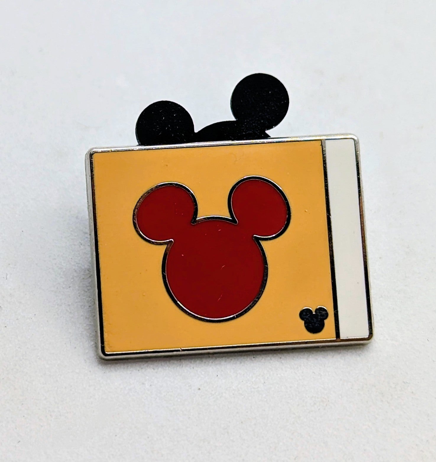 2010 Disney Trading Pin Yacht Club Flag Yellow Red Mickey Hidden Mickey 4 of 5