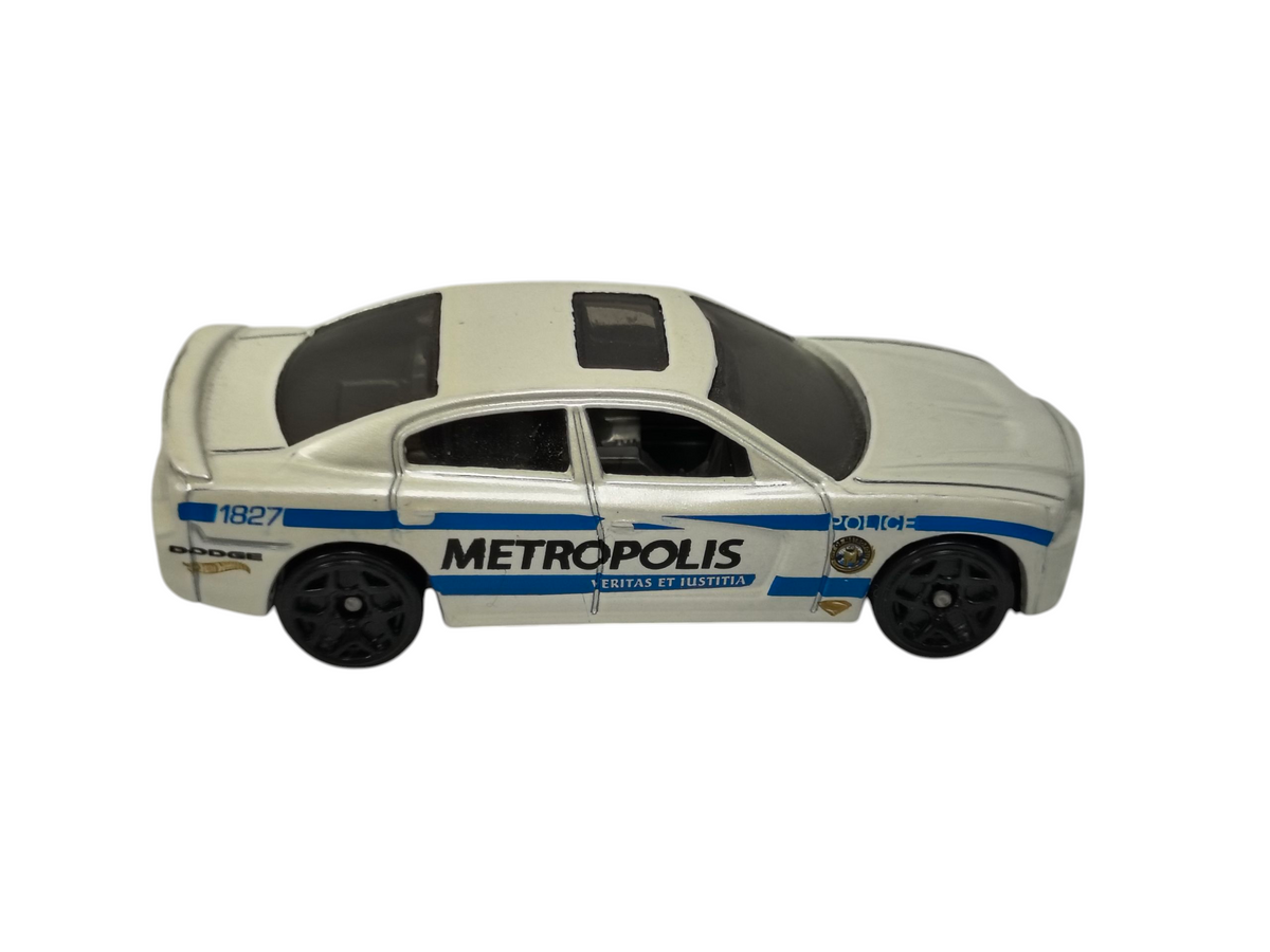 2020 Mattel Hot Wheels 2011 Dodge Charger R/T Metropolis Police Car 1:64 image 2