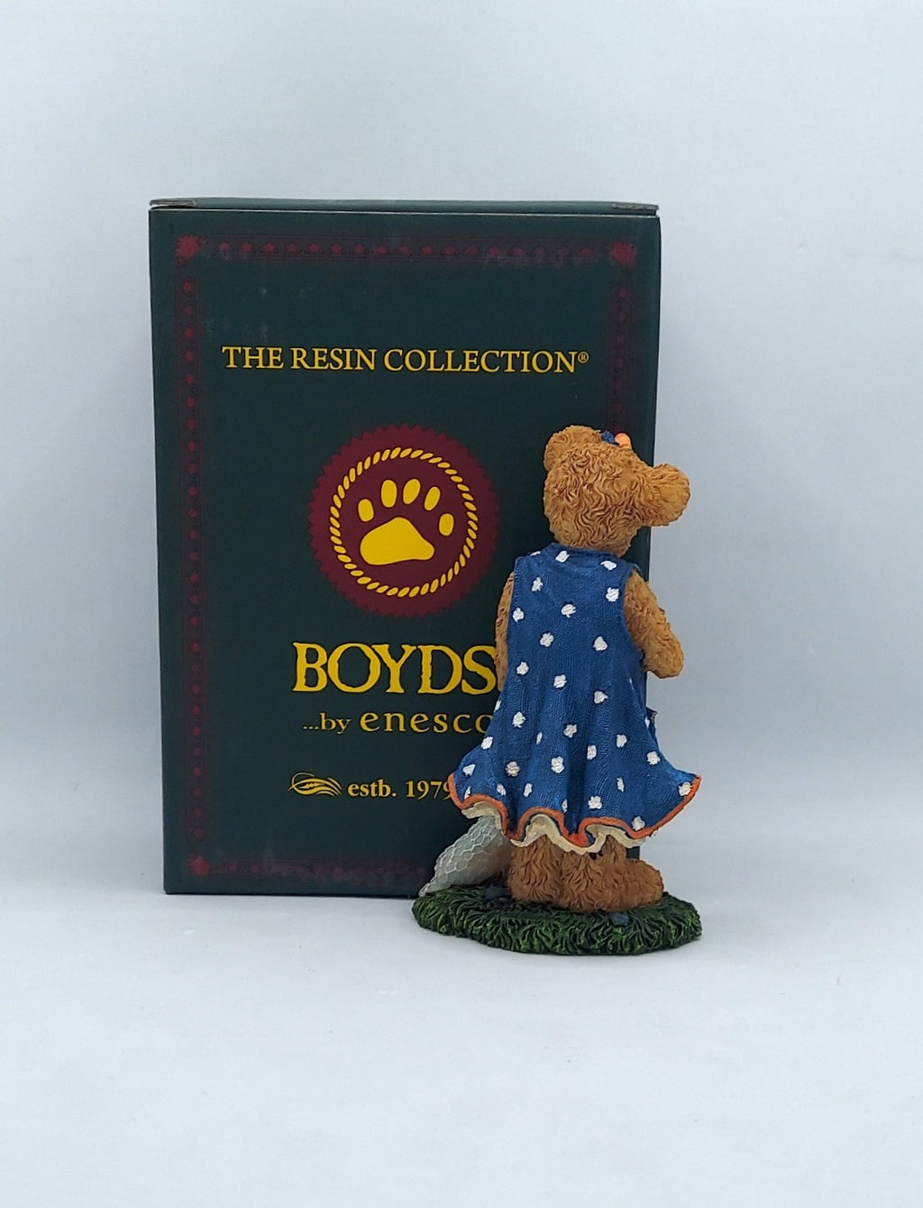 2012 Boyds Resin Collection Felicia Goodfriend W/ Lil' Fluffer Friends in Flight image 2