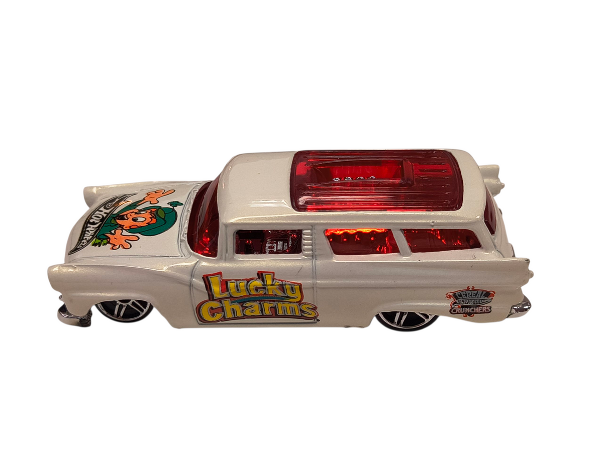 2004 Hot Wheels #114 Cereal Crunchers Lucky Charms 2/5 8 Crate White image 2