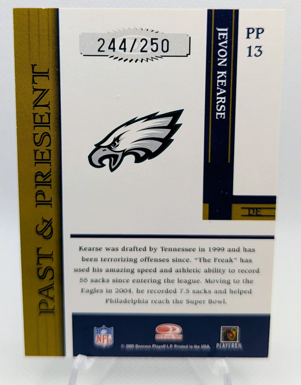2005 Donruss Gridiron Gear Past & Present Silver /250 Jevon Kearse #PP13 image 2