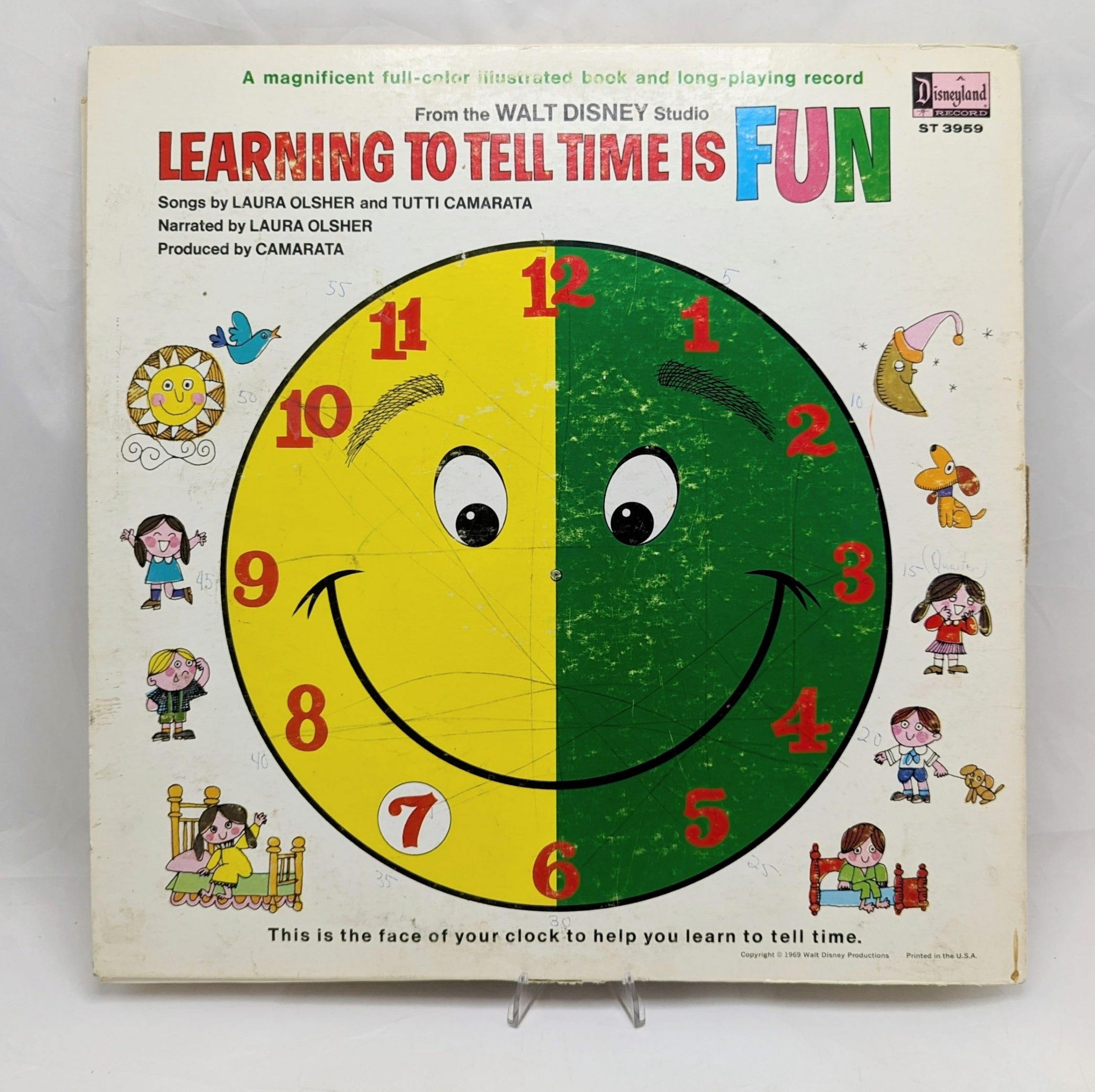 1969 Disney Learning To Tell Time Is Fun Record & Illustrated Book image 4