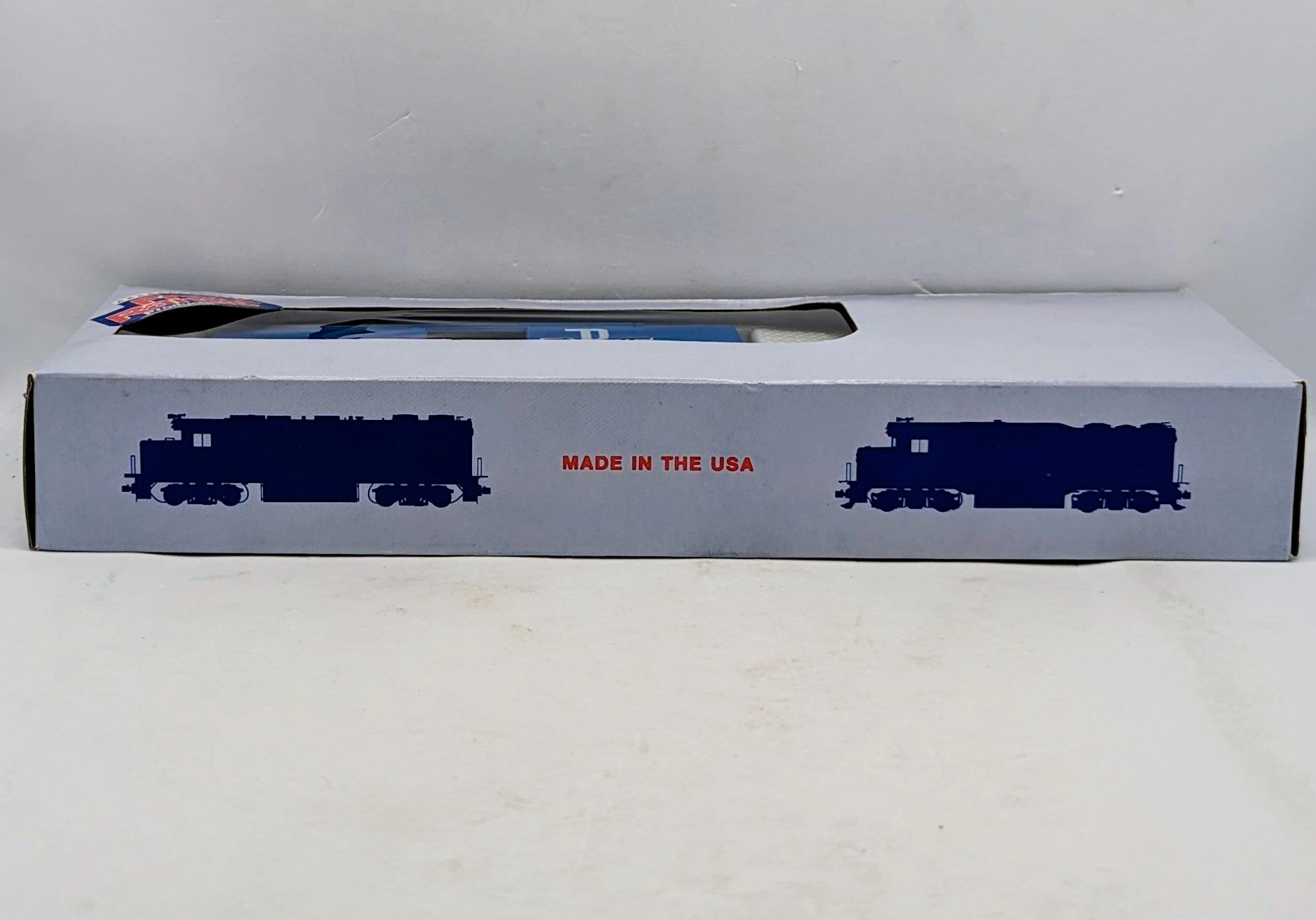 Front Range Products HO #4075 ACF 40’ Riveted Box Car Boston & Maine 76470 image 4