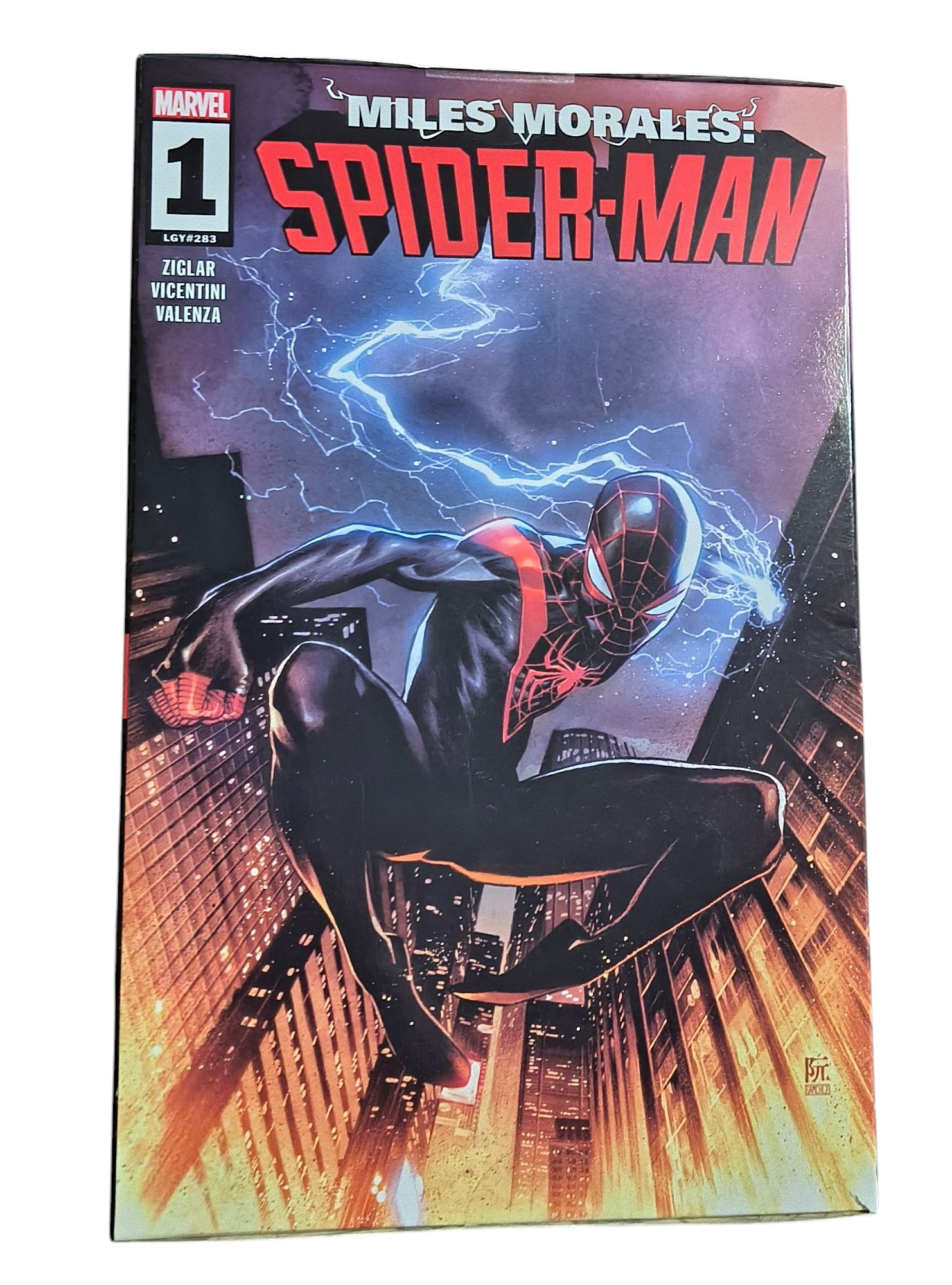2024 McFarlane Toys Marvel Comics Spiderman Miles Morales Statue Spider-Man #1 image 3