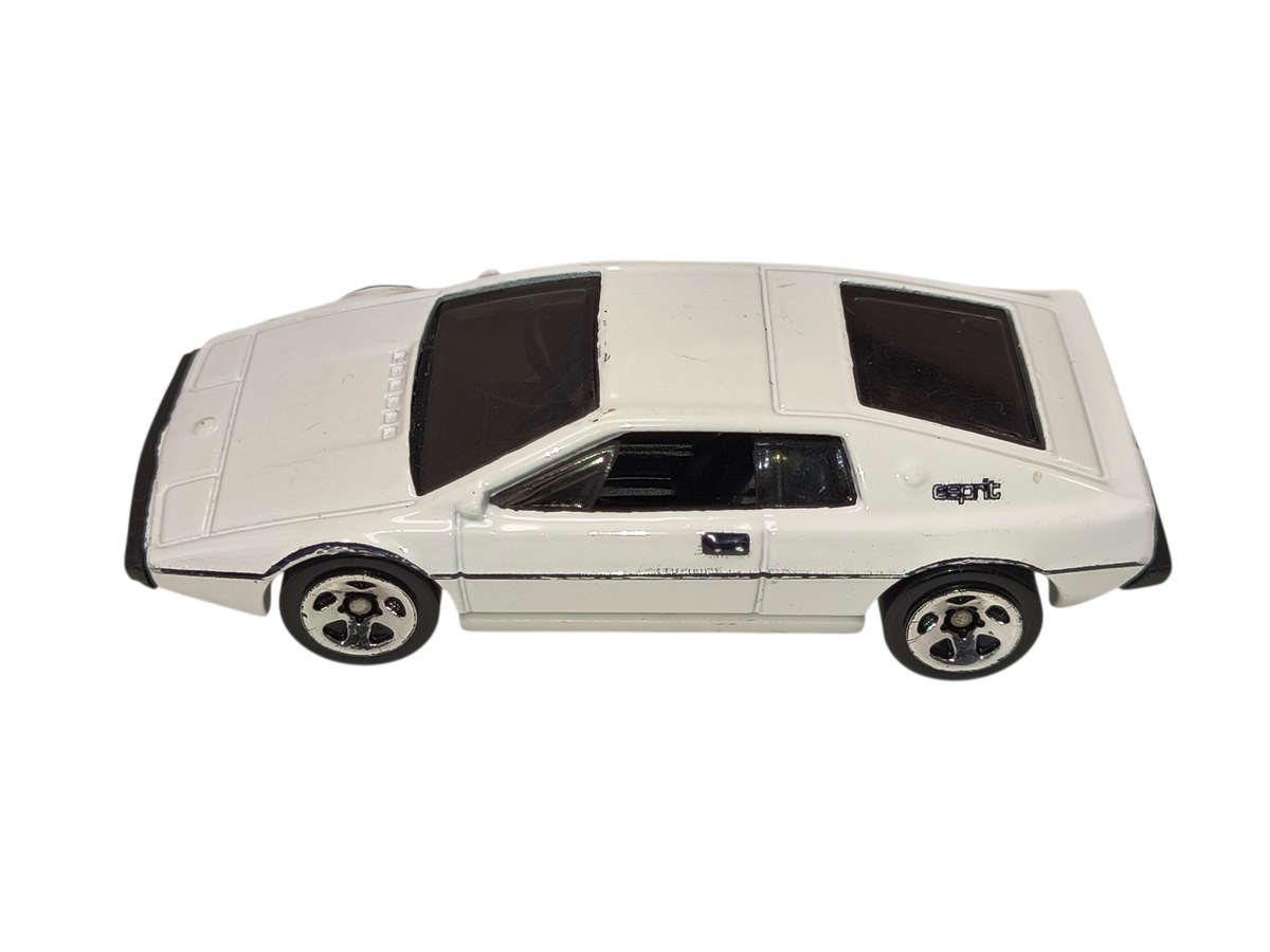 2014 Hot Wheels 007 Showroom Lotus Esprit S1 HW Workshop 1:64 image 2