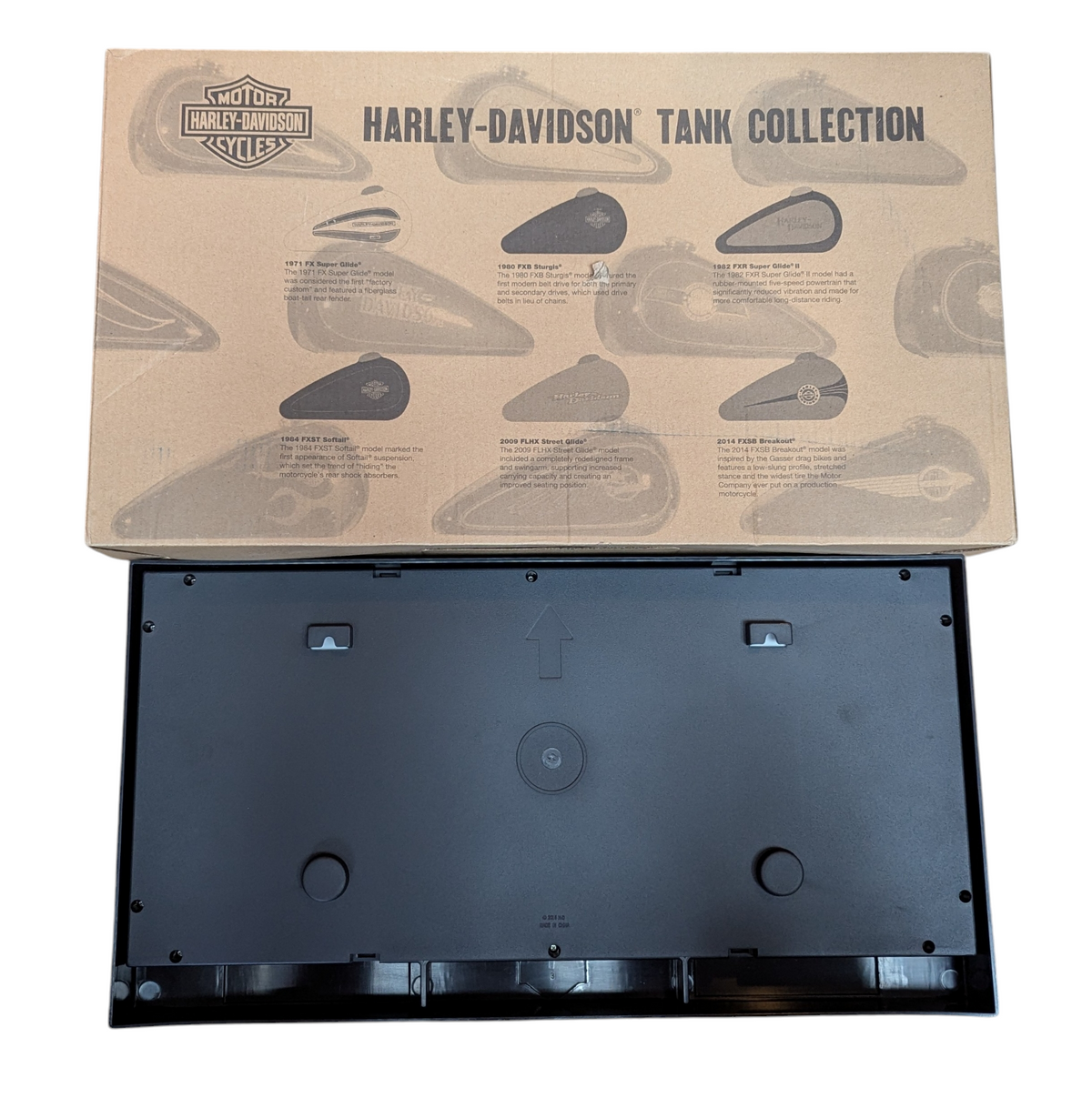 2015 Harley Davidson Holiday Tank Collection Wall Display 19 x 10" image 2