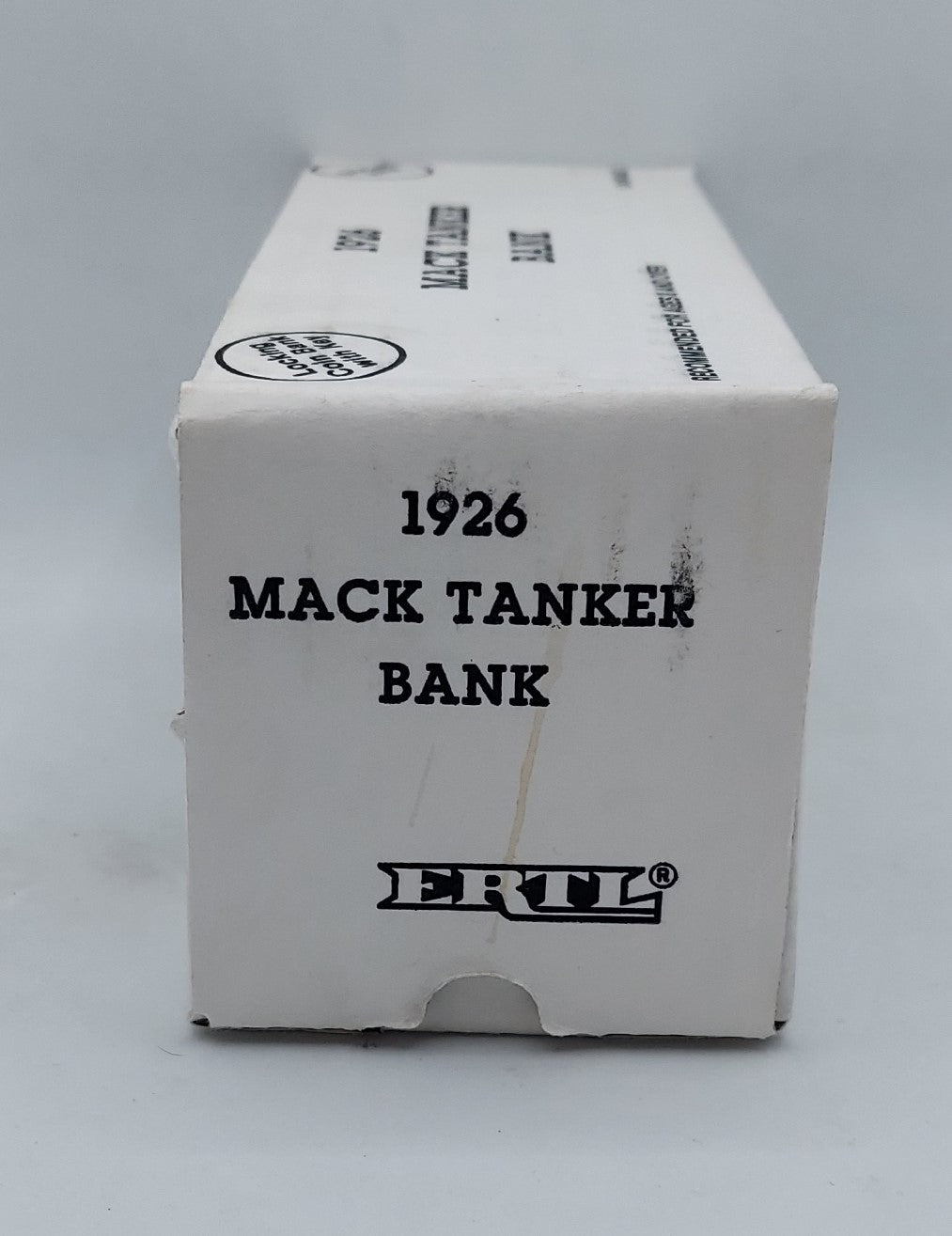 1989 ERTL 1926 Sinclair #2119 Mack Tanker Bank 1/38 image 2