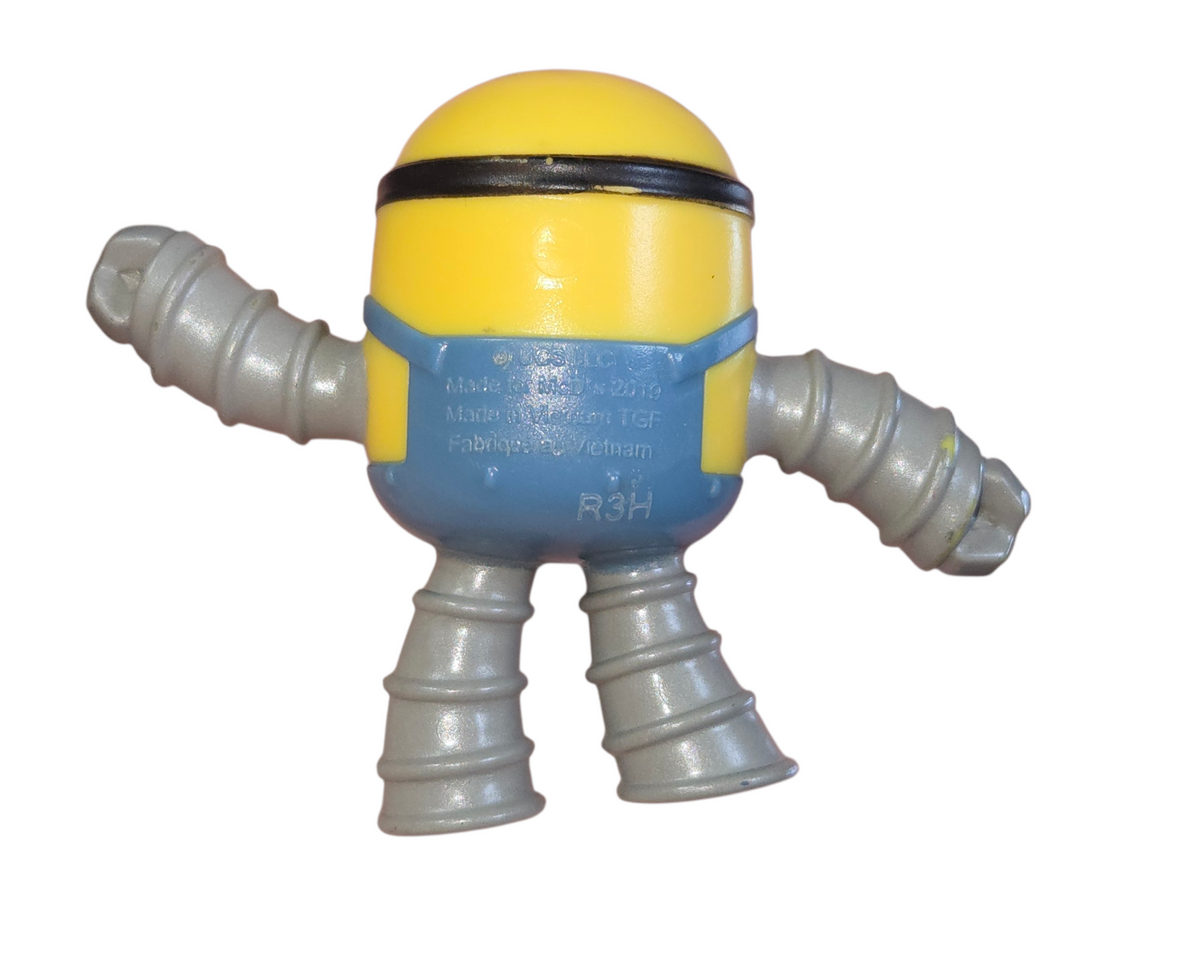 Lot of 2019 McDonald's Minions And Kinder Minion 8 Figures Pilot, King, Hippie + image 7