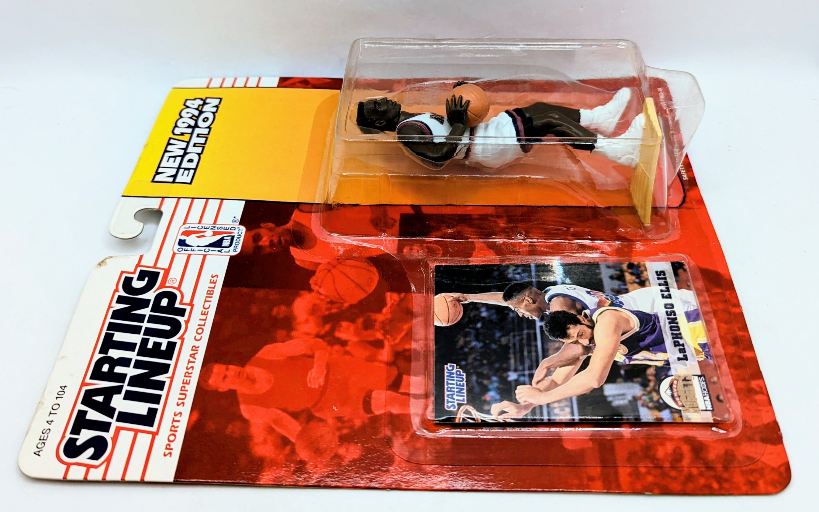 1994 Starting Lineup Denver Nuggets LaPhonso Ellis Figure image 3