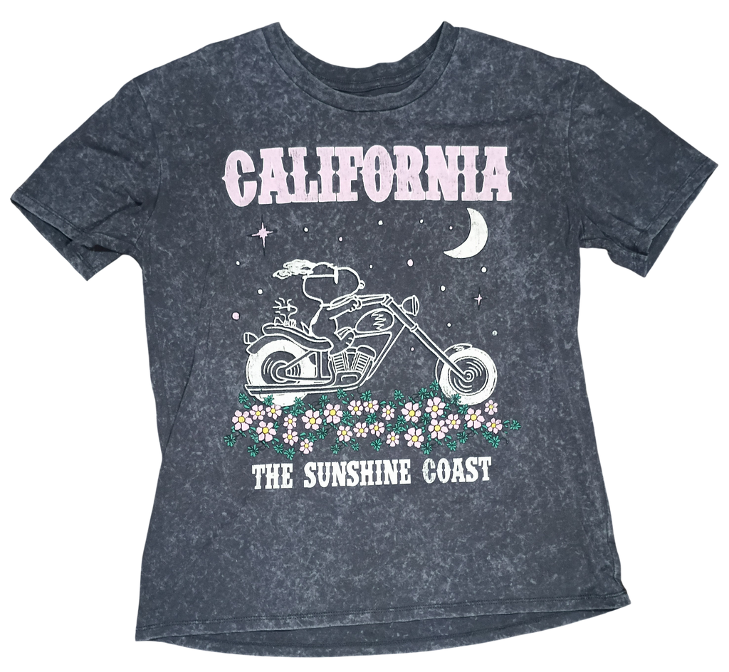 Peanuts Snoopy On Motorcycle California Sunshine Coast Stone Wash T-Shirt Size M