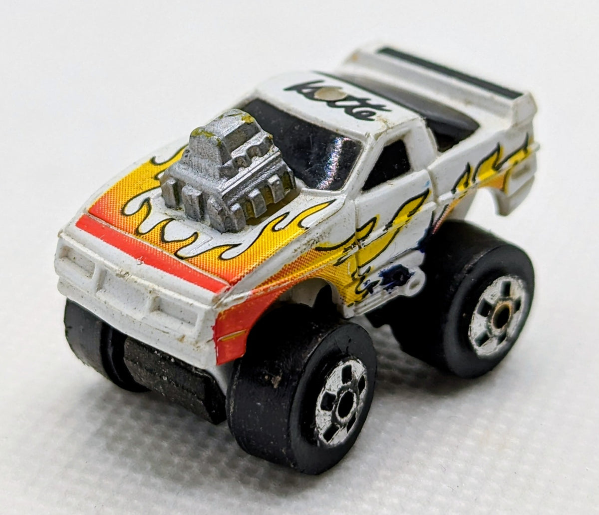 1987 Galoob Micro Machines Road Champs Chevy Corvette Flames Blown
