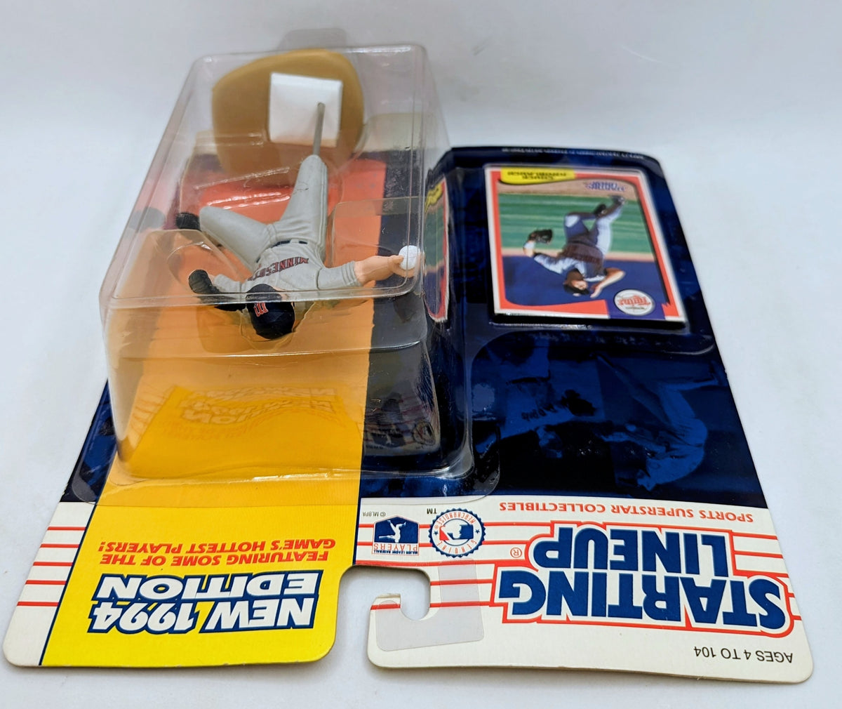 1994 Starting Lineup Chuck Knoblauch Minnesota Twins Figure image 3