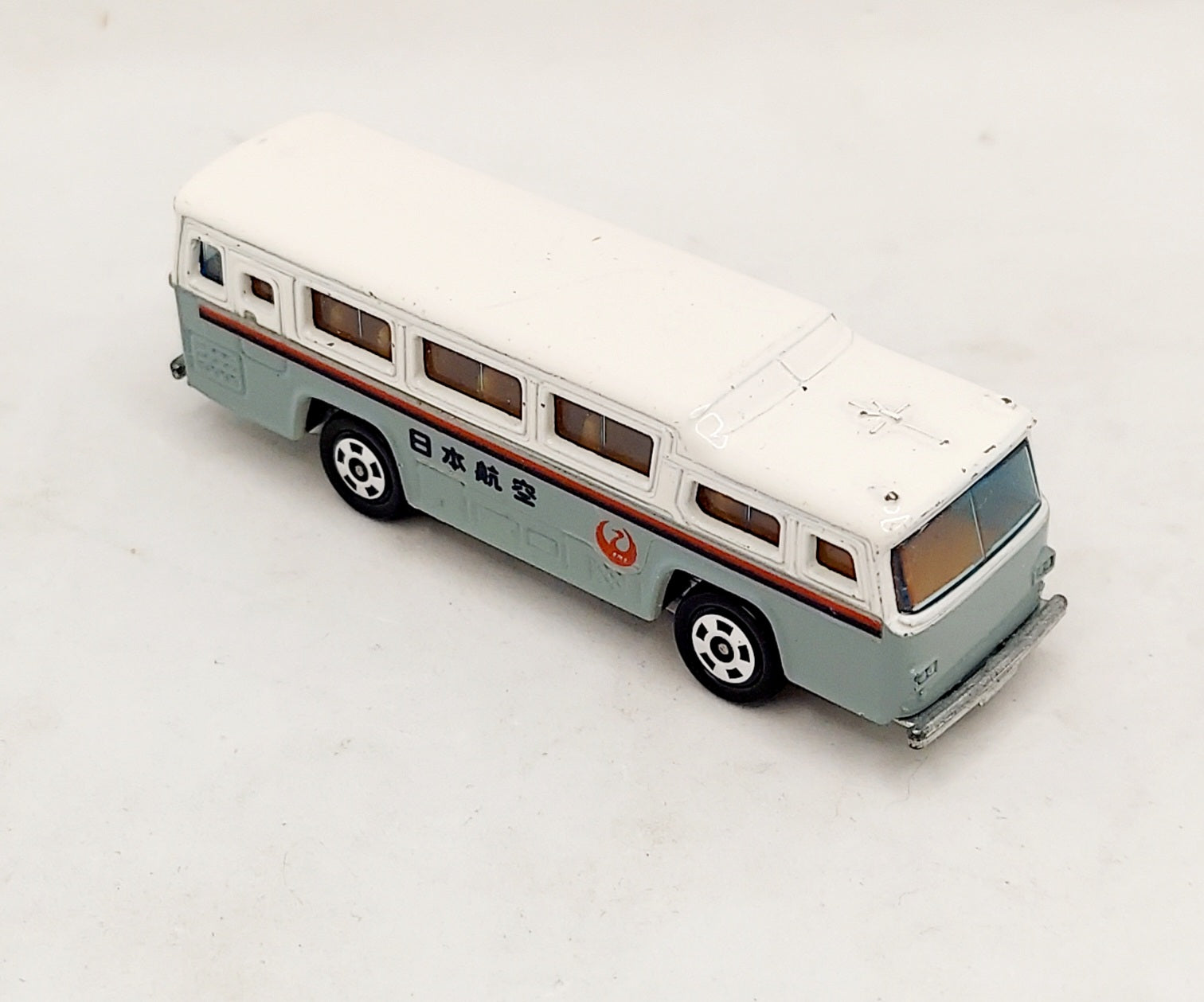 Tomica #41 FUJI Heavy Industries Semi Decker Tour Bus 1:148 Scale Vintage Japan