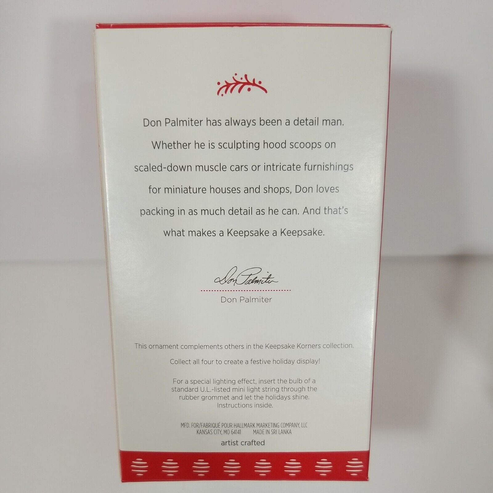 2017 Hallmark Keepsake Tannenbaum's Department Store Ornament image 2
