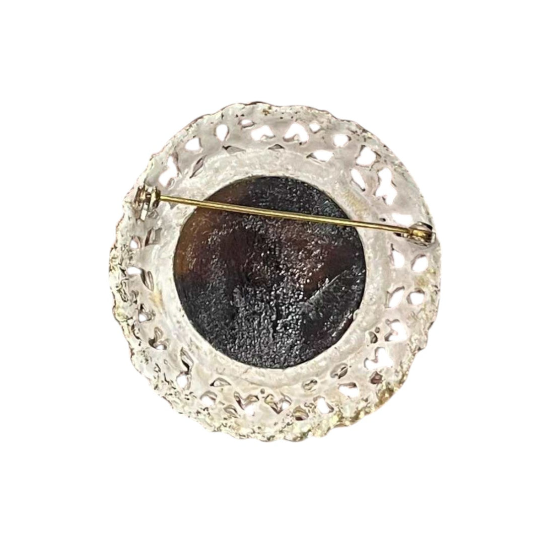Vintage Faux Agate Circle Brown Stone Ornate Gold Tone Frame Brooch image 2