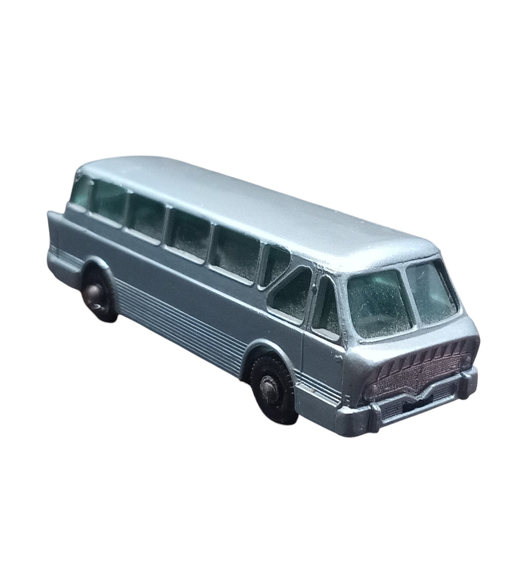 1961 Lesney Matchbox #40 Leyland Royal Tiger Coach Regular Wheels