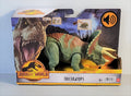 Jurassic World: Dominion Roar Strikers Triceratops Roaring Dinosaur