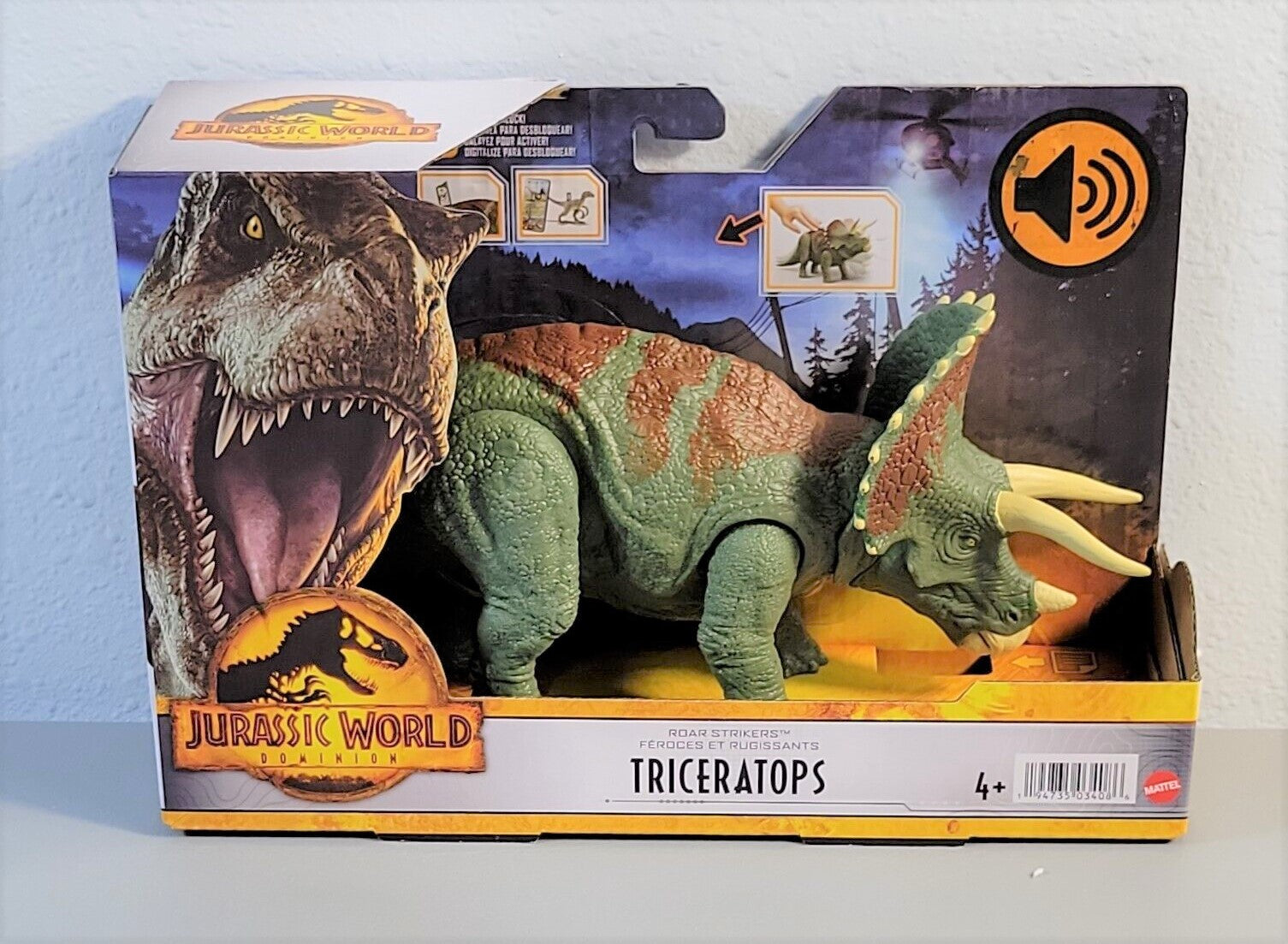 Jurassic World: Dominion Roar Strikers Triceratops Roaring Dinosaur
