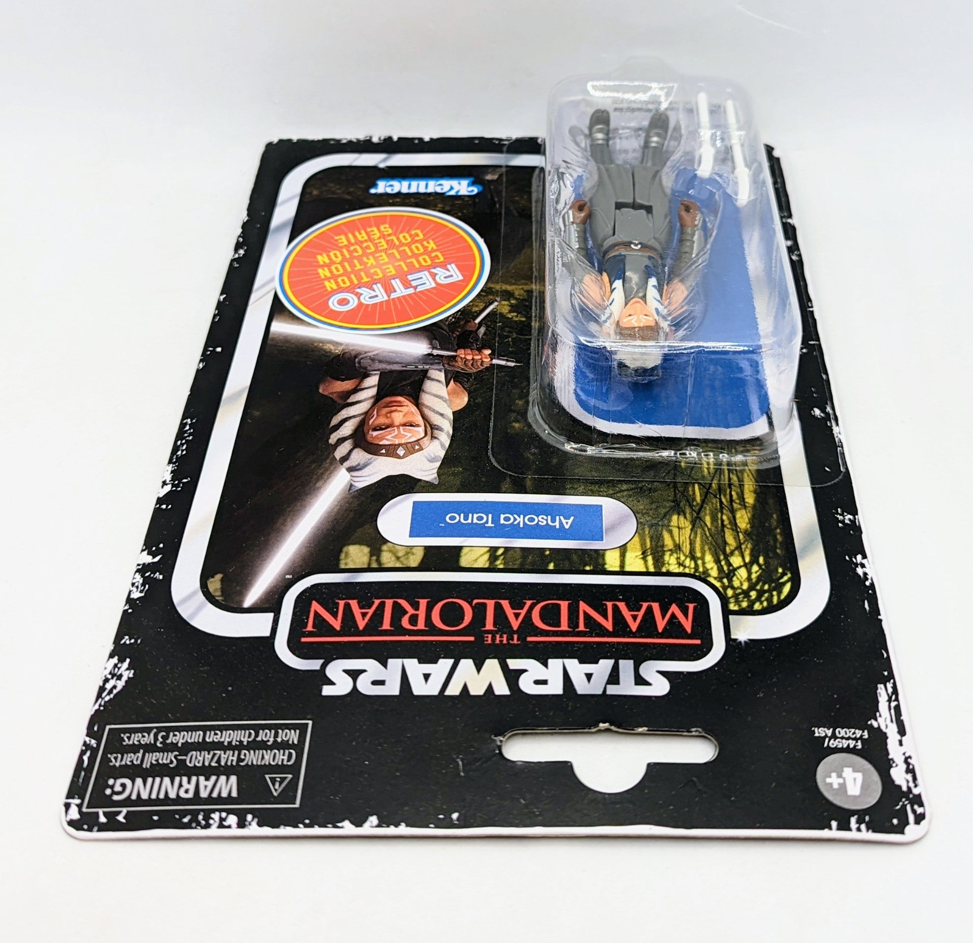 Star Wars Retro Collection The Mandalorian Ahsoko Tano 3.75" Figure image 3