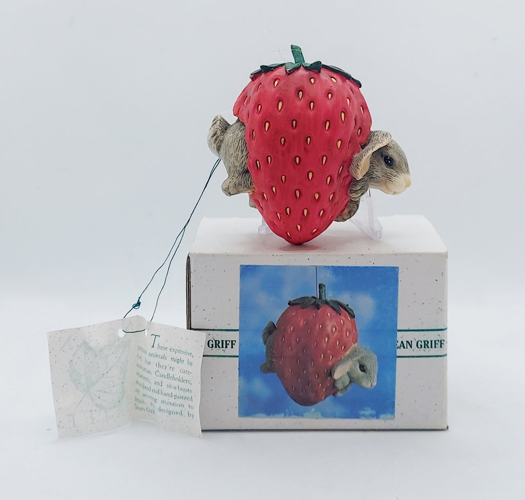 Fitz & Floyd Charming Tails Binkey in the Berry Patch Ornament