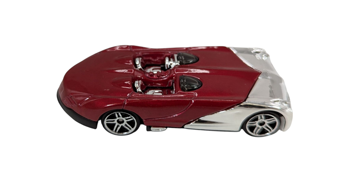 2004 Hot Wheels Mainline First Editions Xtreemster Red #82 - Loose image 3