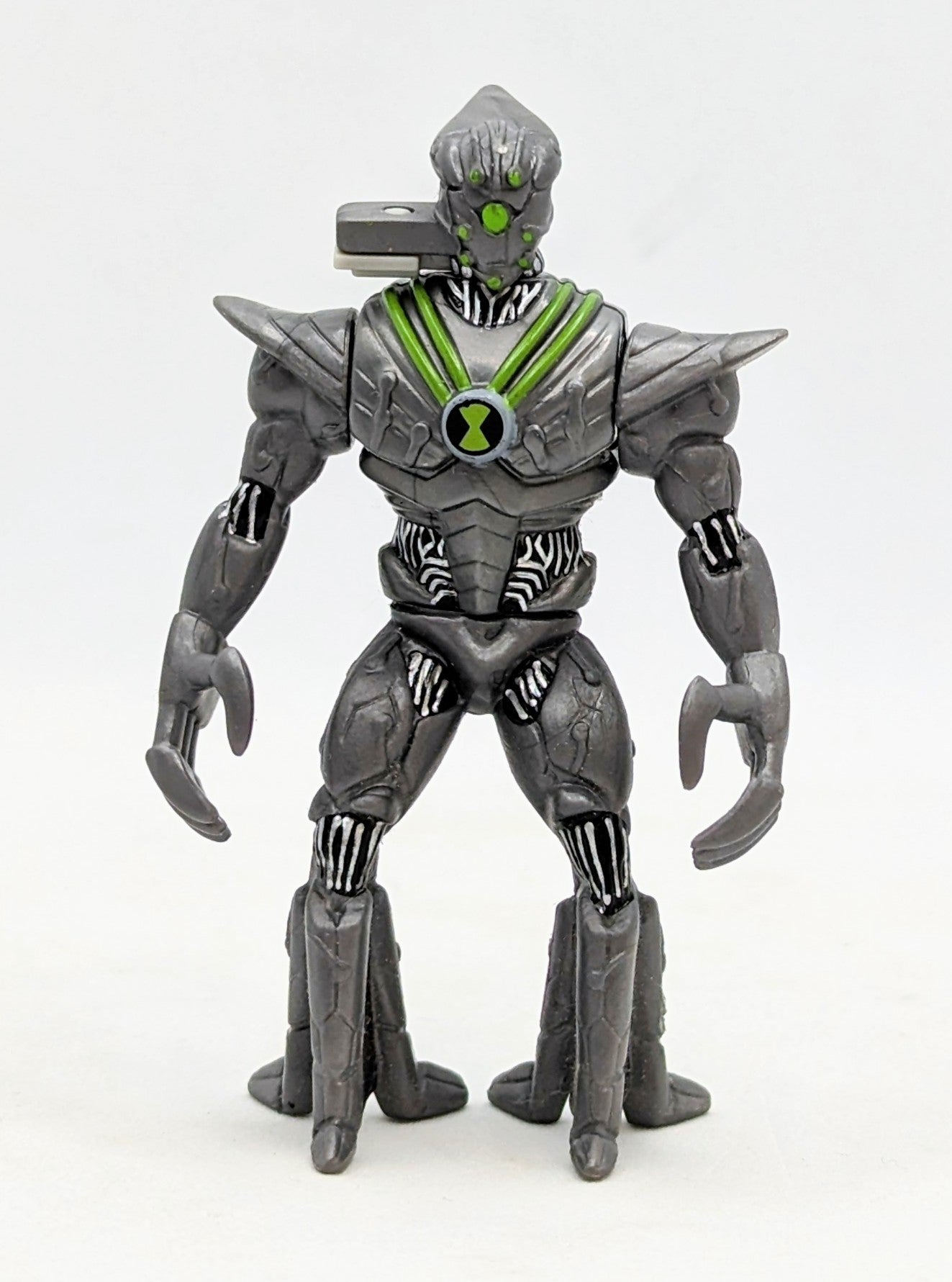 2009 Bandai Creation Chamber Ben 10 Alienforce Nanomech Alien Action Figure