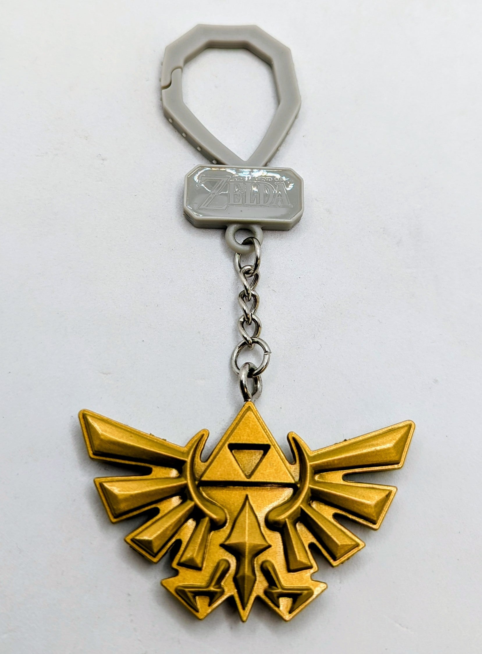 Paladone Nintendo Legend of Zelda Backpack Buddies Hylian Crest Chase Bag Clip