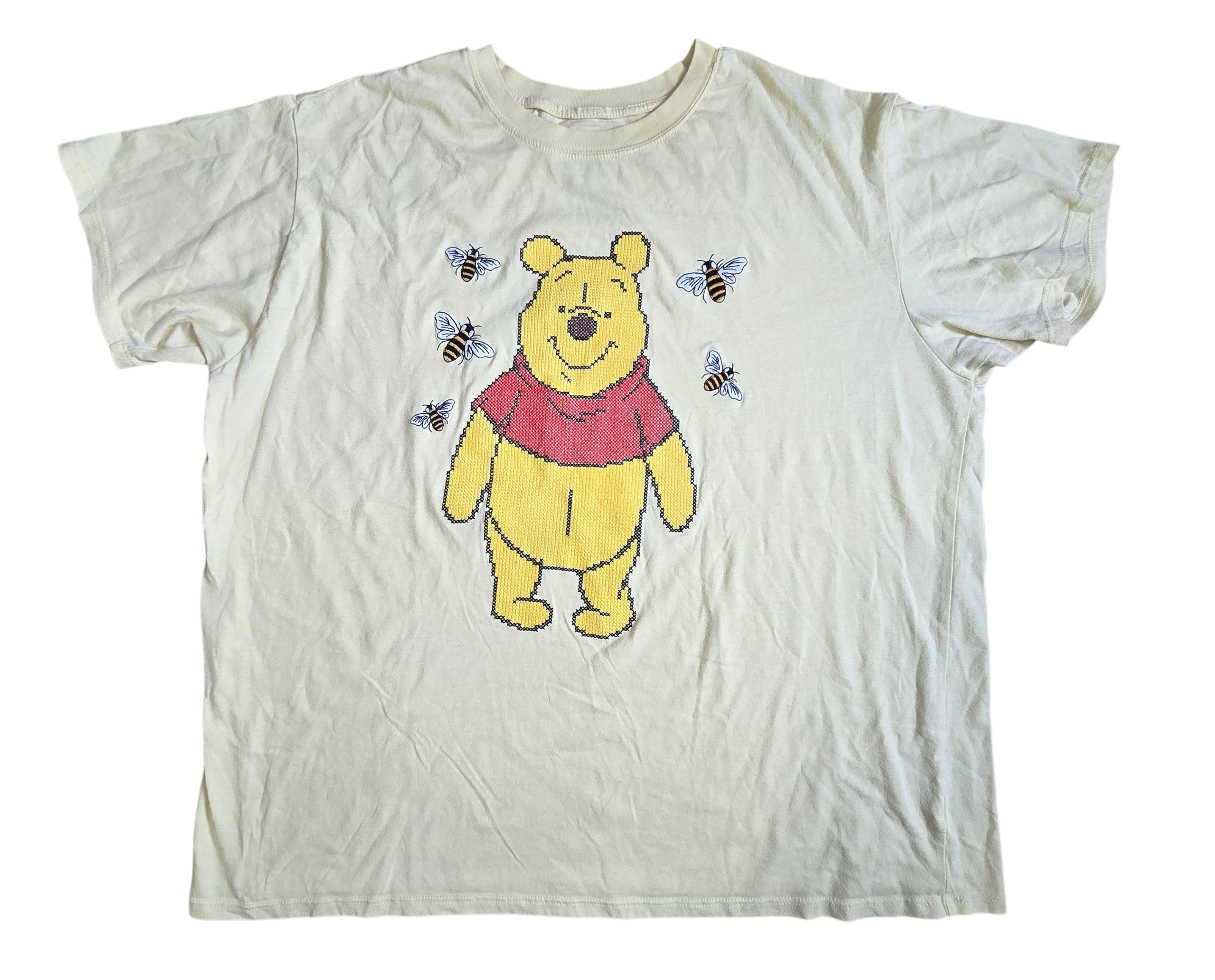 Disney Winnie The Pooh Cross Stitch Print w/ Embroidered Bees Tee Size 2X