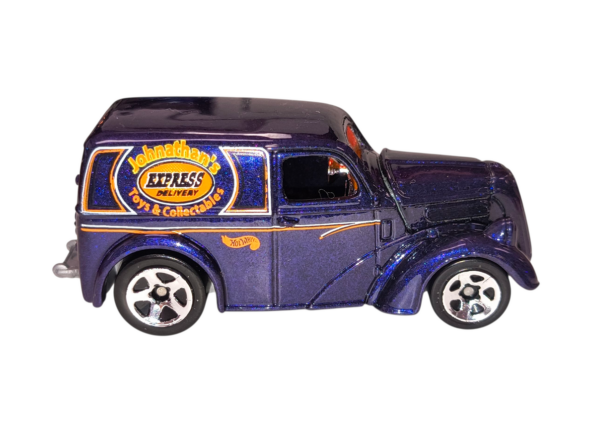2000 Mattel Hot Wheels #77 First Editions 17/36 Anglia Panel Truck Purple 1/64