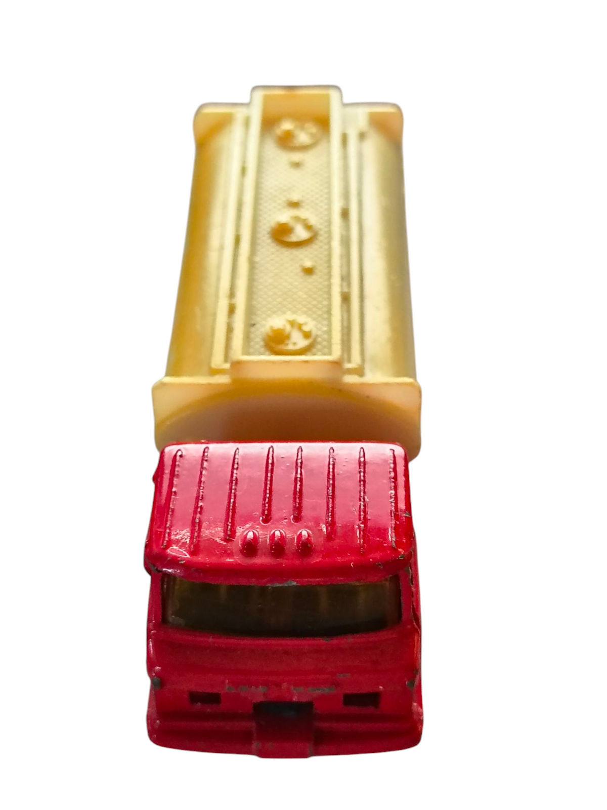 Vintage Cab Over Tanker Semi Truck Made In China Red Die-cast image 5