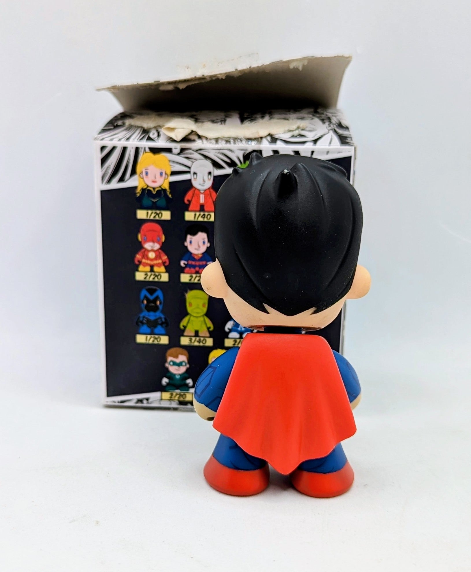 Kidrobot DC Universe Mini Series Superman Blind Box Figure 2/20 image 2