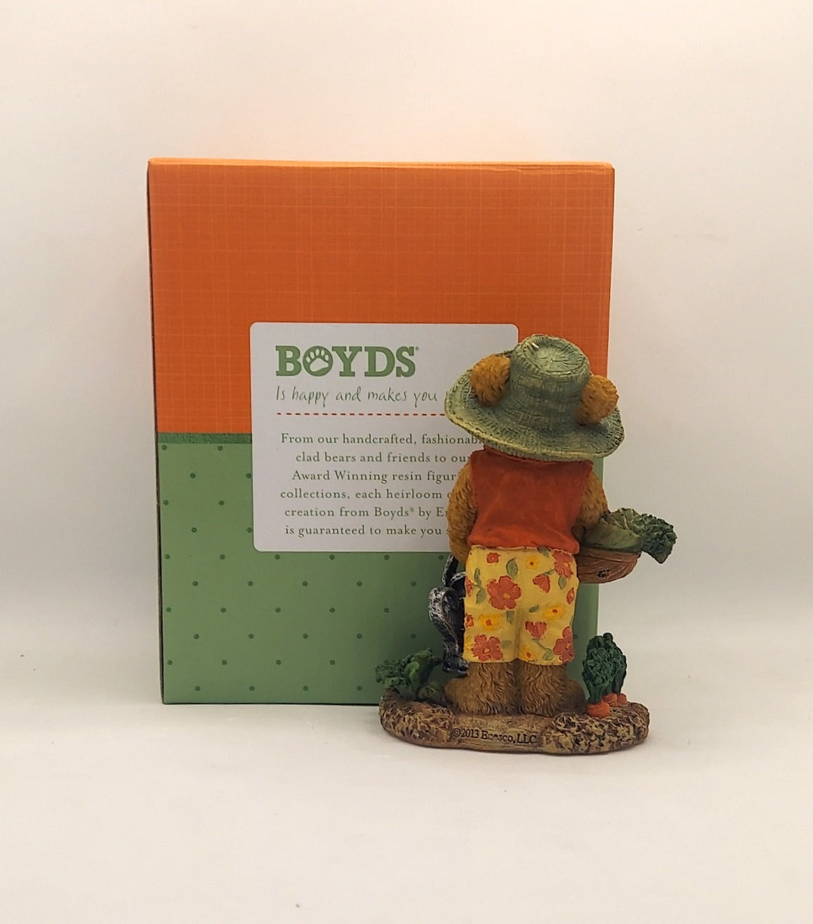 2013 Boyds Bearstone Collection Kirstie Tillington Summer's Bounty image 2